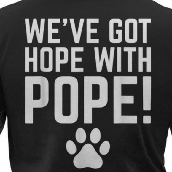 Vintage Life Happens Therapy Helps Therapist Psychologist T-Shirt - Picture 2 of 4